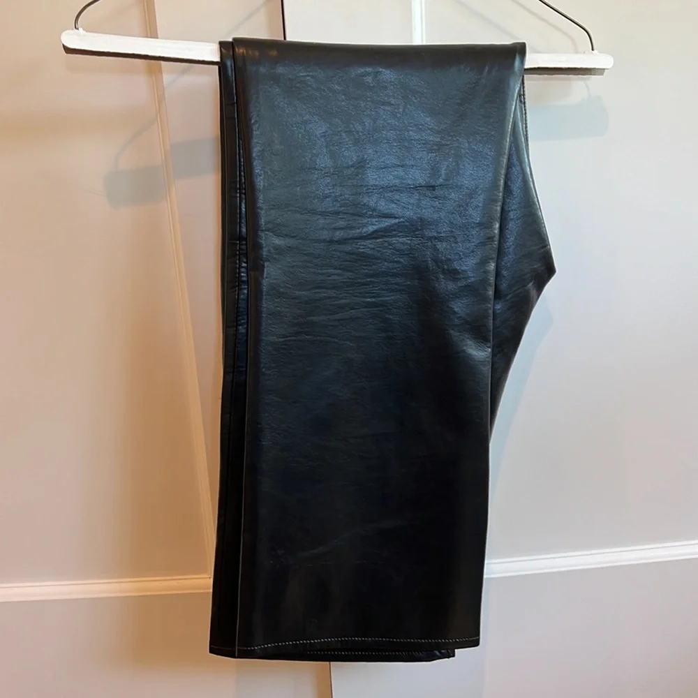 AGOLDE Recycled Leather Relaxed Boot Pant in Detox, Size 27 - Picture 8 of 9